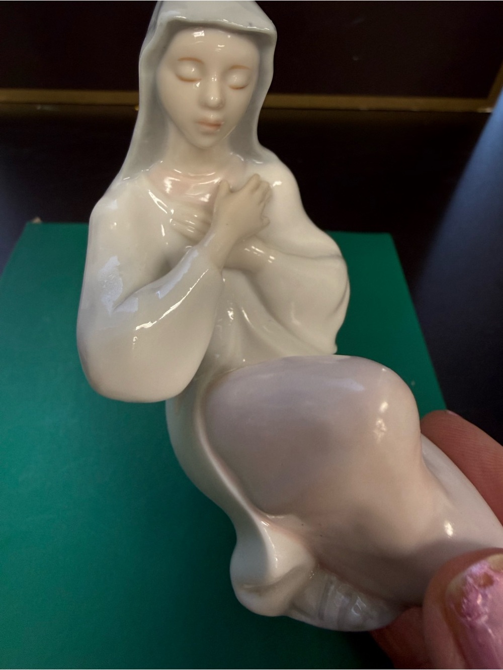 Avon Blessed Family Bethlehem Nativity Figurines Vintage - Picture 6 of 8